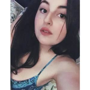 Meet your Posher, Alicia